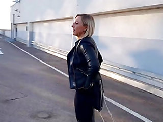 Horny couple getting fucked in the public elevator