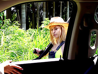 Inviting Anya and Goldie to his van and getting lucky with both of them